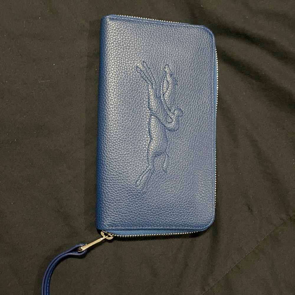 Longchamp wallet with wrist strap. NWT